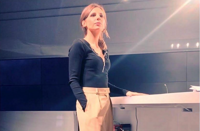 Inès m. habille la présentatrice Alice Darfeuille (BFM TV)